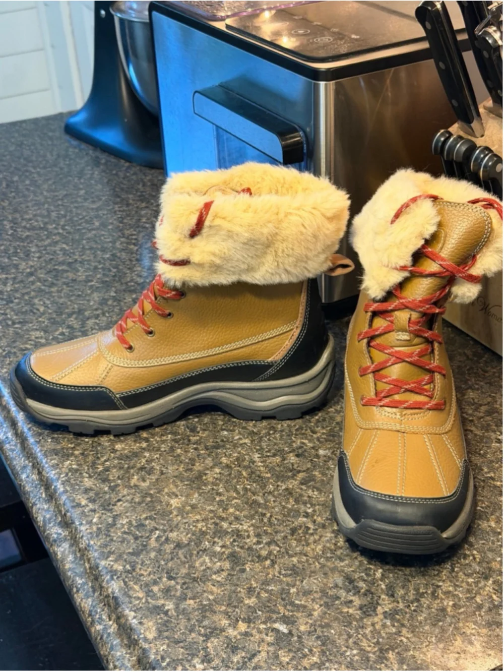 Clarks Mazlyn Arctic Duck Boots US Womens Brown Leather Faux Fur